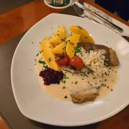 فندق Wertheimer & Restaurant