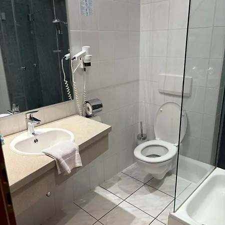 Wertheimer & Restaurant *