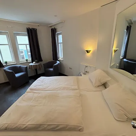 ホテル Wertheimer & Restaurant