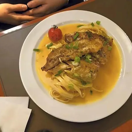 Wertheimer & Restaurant 酒店 *